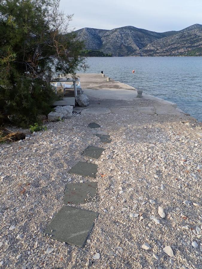 Katja Beach Apartment Račišće Екстериор снимка