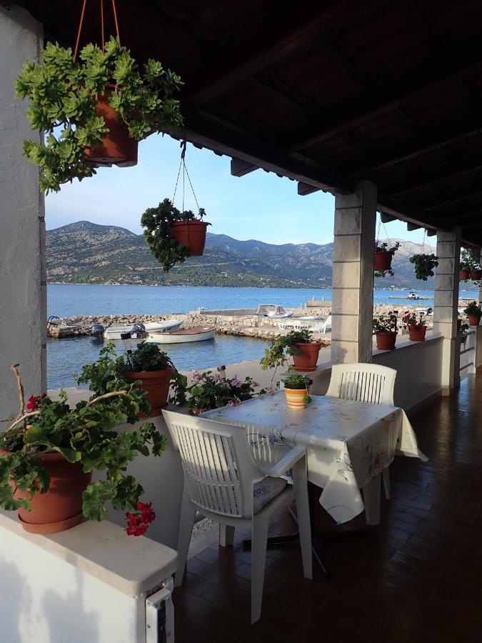 Katja Beach Apartment Račišće Екстериор снимка