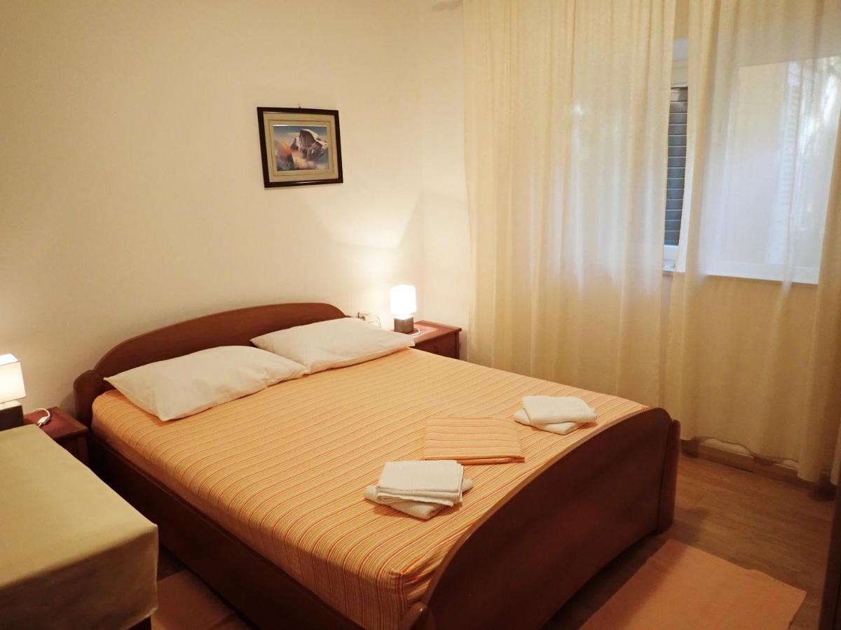 Katja Beach Apartment Račišće Екстериор снимка
